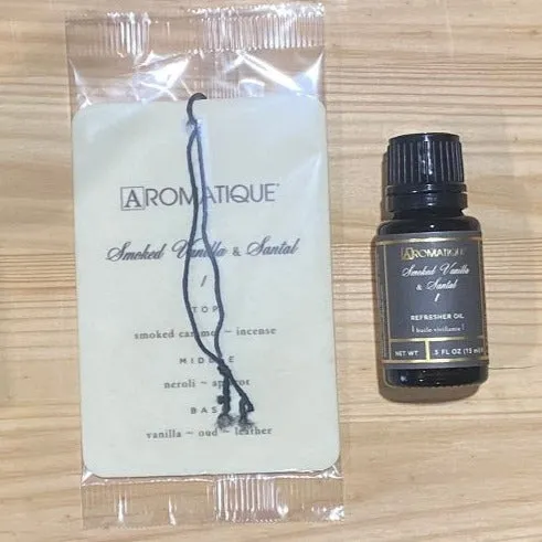 Ambientador tarjeta, "Smoked Vainilla & Santal", con aroma a Vainilla ahumada y Sándalo.