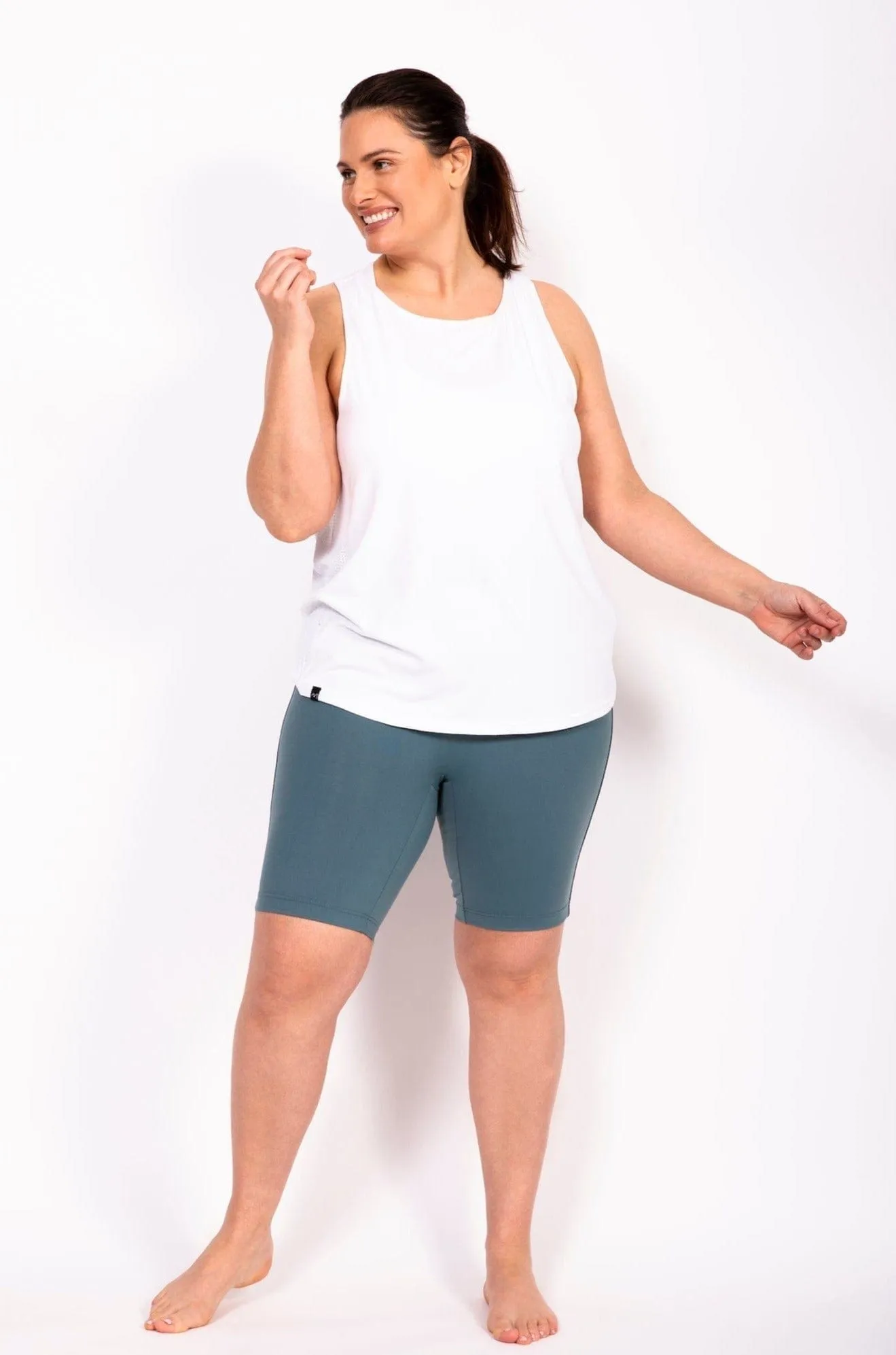 Short Sport Le Everywhere 8'' Taille Plus (Vert-Balsam) de MOOV Activewear