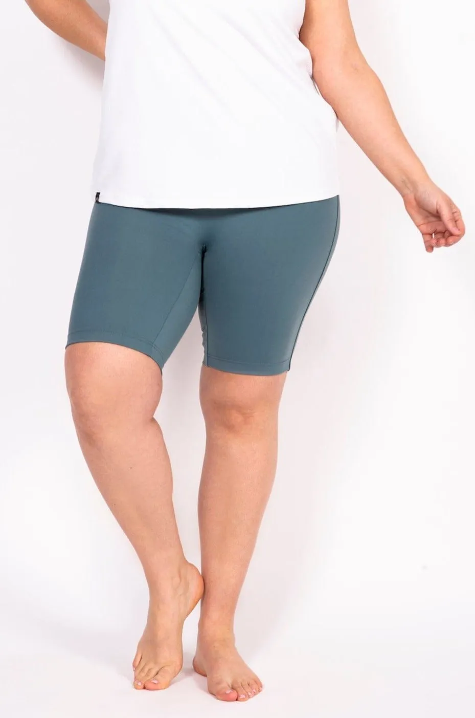 Short Sport Le Everywhere 8'' Taille Plus (Vert-Balsam) de MOOV Activewear